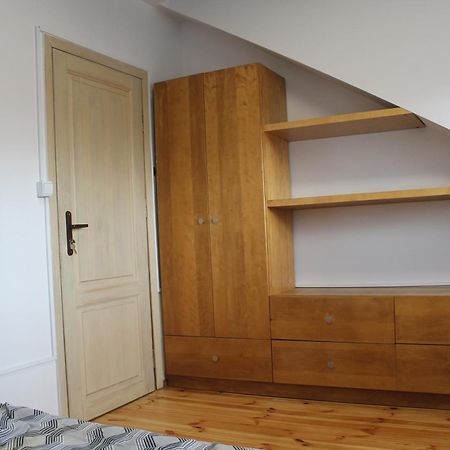 Saska Ochota Forest Guest House 华沙 外观 照片